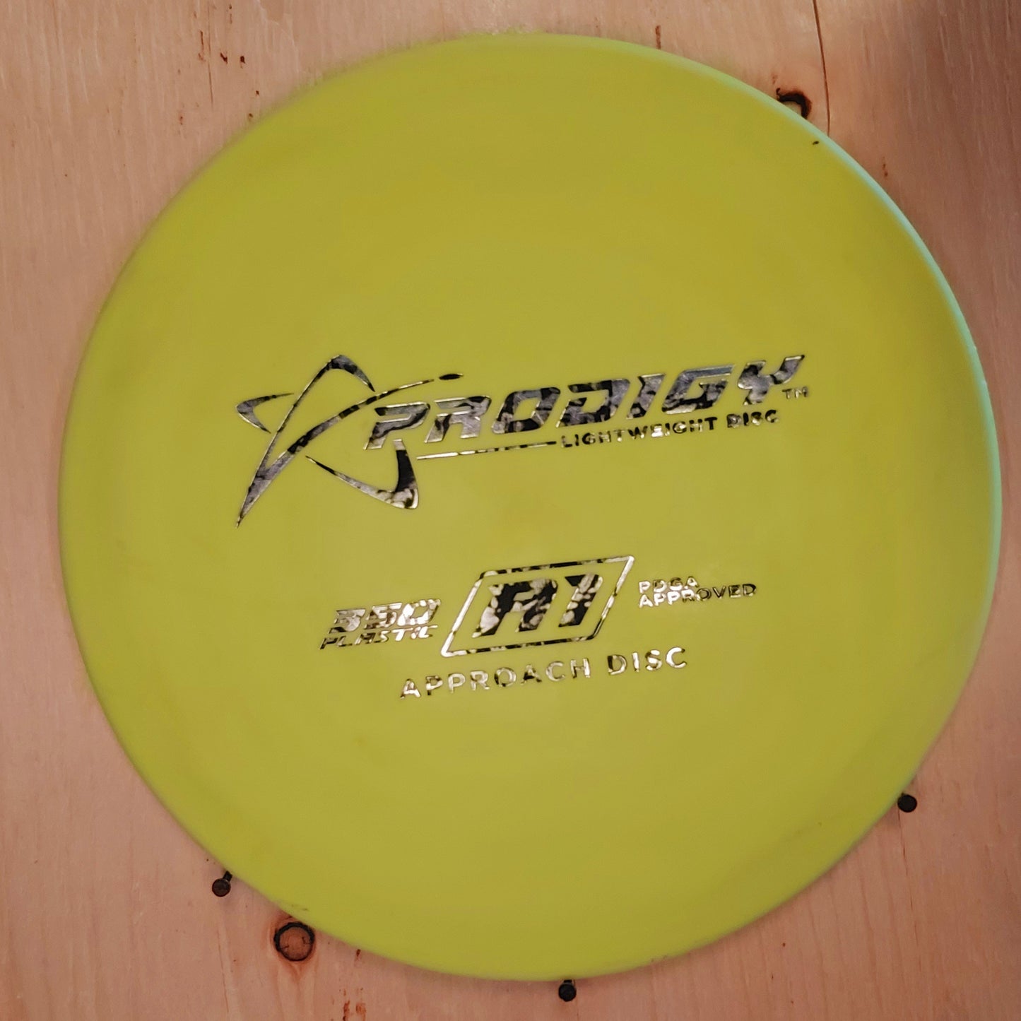 A1 Putt & Approach - 350 Plastic / Lightweight Disc - Prodigy